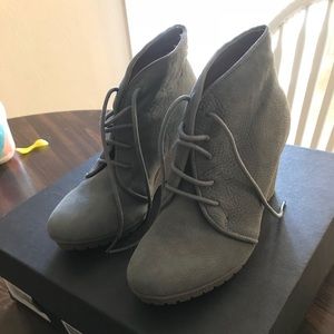 Women’s Size 6.5 Fiel Boots